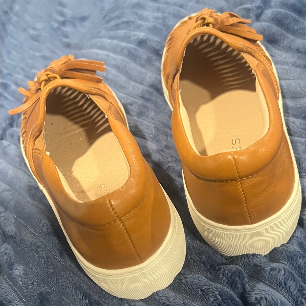 J Slides Tan Leather Tassel Slip-On Loafers - Picture 4 of 4